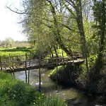 Le Savoir Vivre Bed & Breakfast