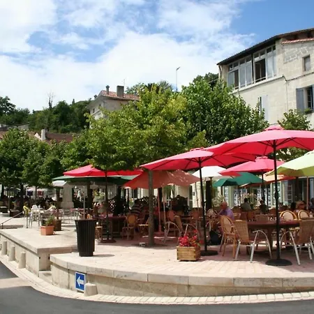 Le Savoir Vivre B&B *