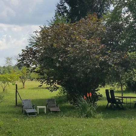 Le Savoir Vivre Bed & Breakfast