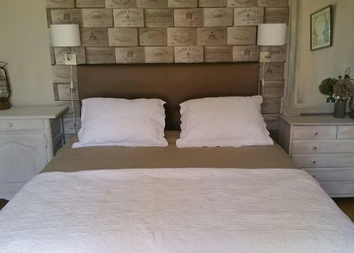 Le Savoir Vivre Bonnes (Charente)