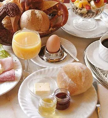 Le Savoir Vivre Bed & Breakfast *