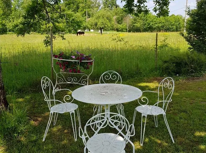 Le Savoir Vivre * Bonnes (Charente)